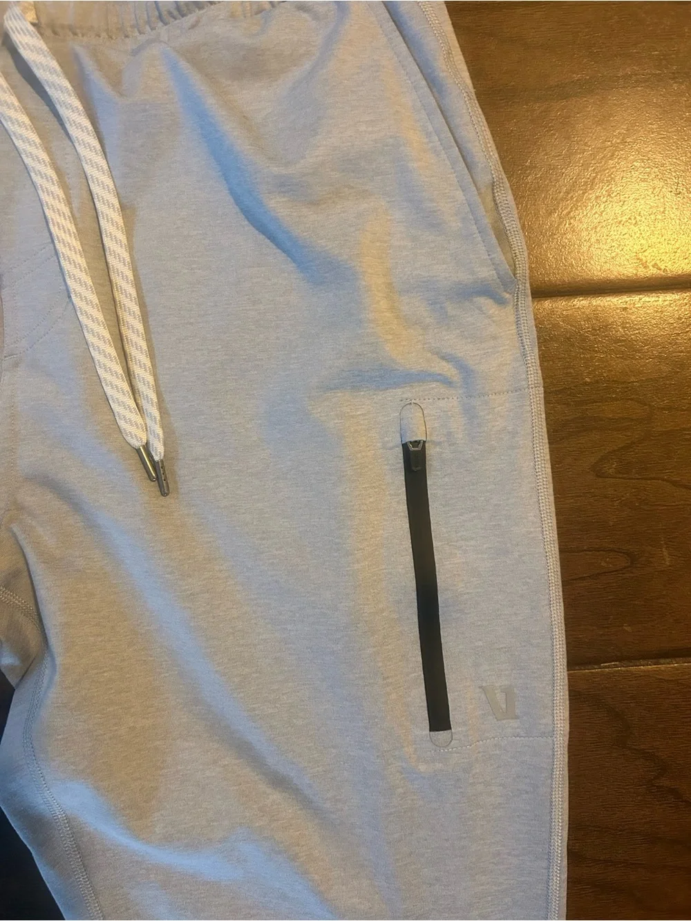 Vuori Light Gray Slim Joggers with Zipper Pocket - Picture 3 of 6
